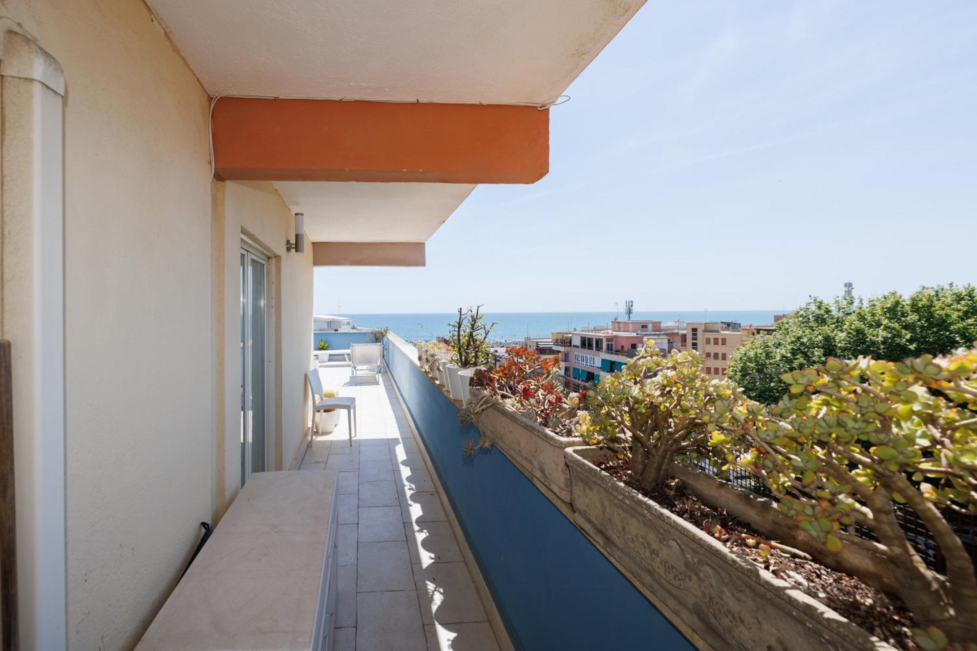Attico Lux Lägenhet Lido di Ostia Exteriör bild